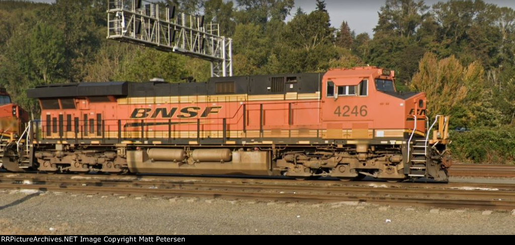 BNSF 4246